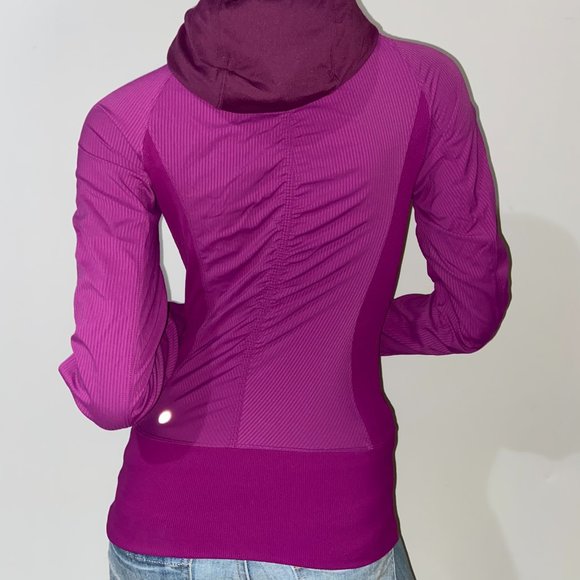 LULULEMON IN FLUX JACKET - magenta - Picture 7 of 10